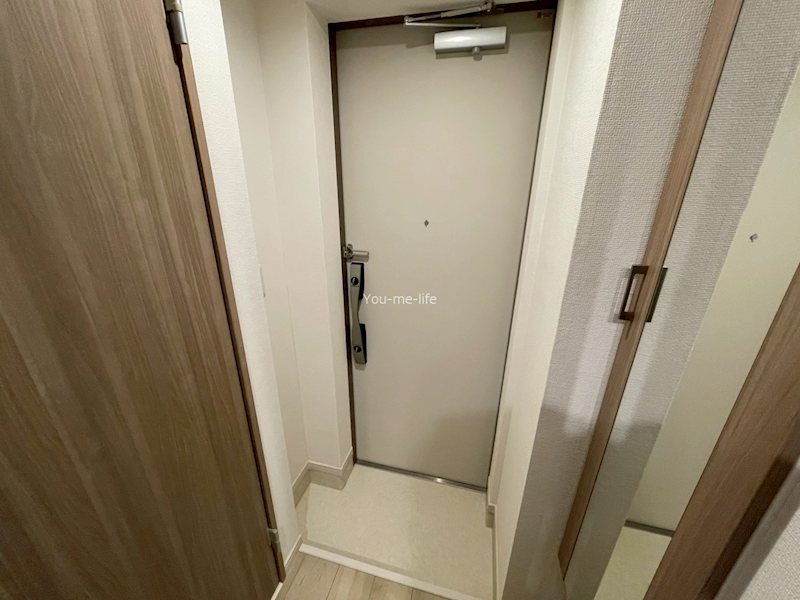 リブリ・agington 玄関