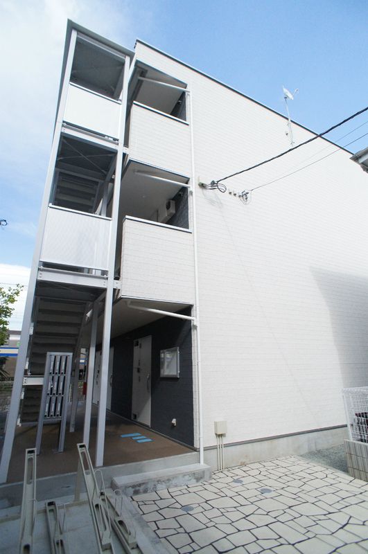 リブリ・ゆうやⅤ 103号室 外観