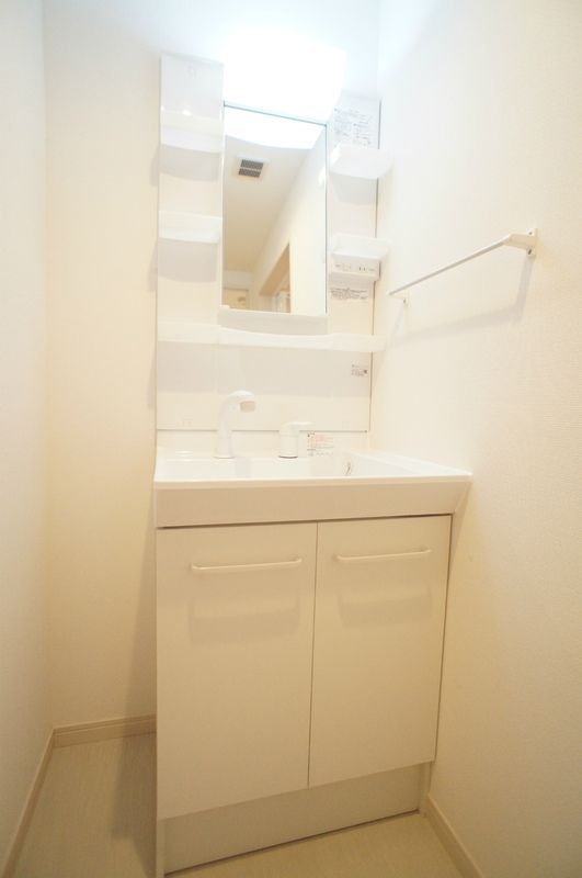 リブリ・ゆうやⅤ その他2