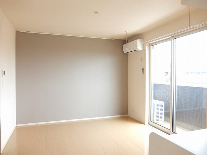 フローラル リビング