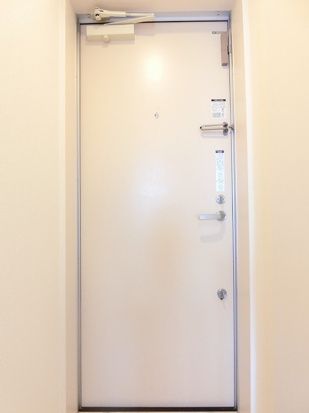 リブリ・ブランドール湘南台 玄関