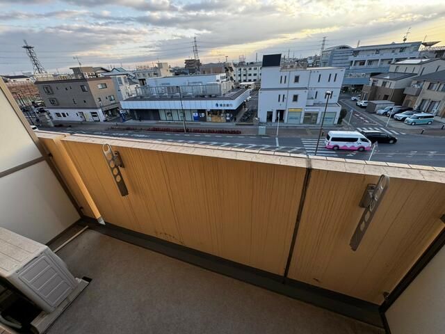 グランドエンブレム寒川 ベランダ