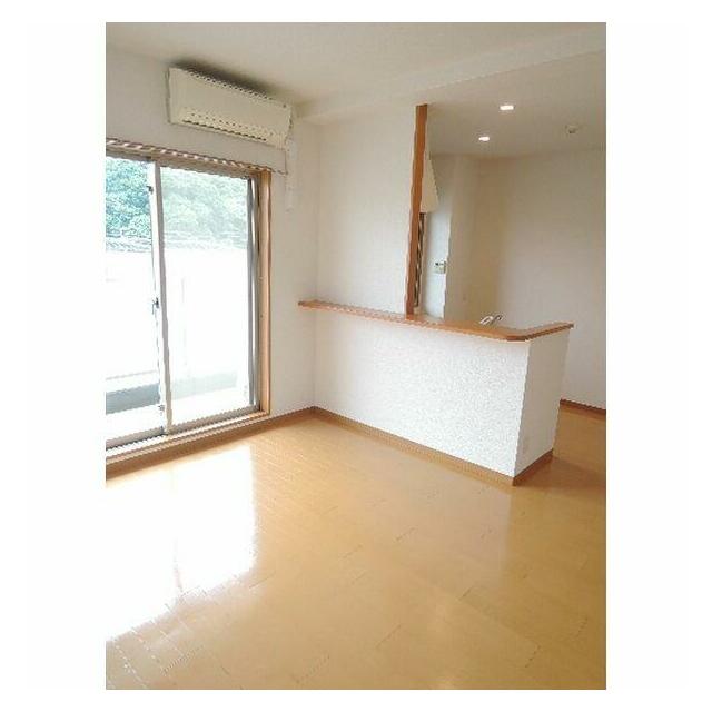 サンライト緑園 リビング