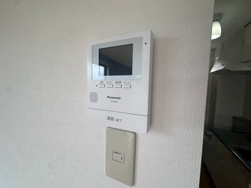 ハイ　ビレッジ   セキュリティ