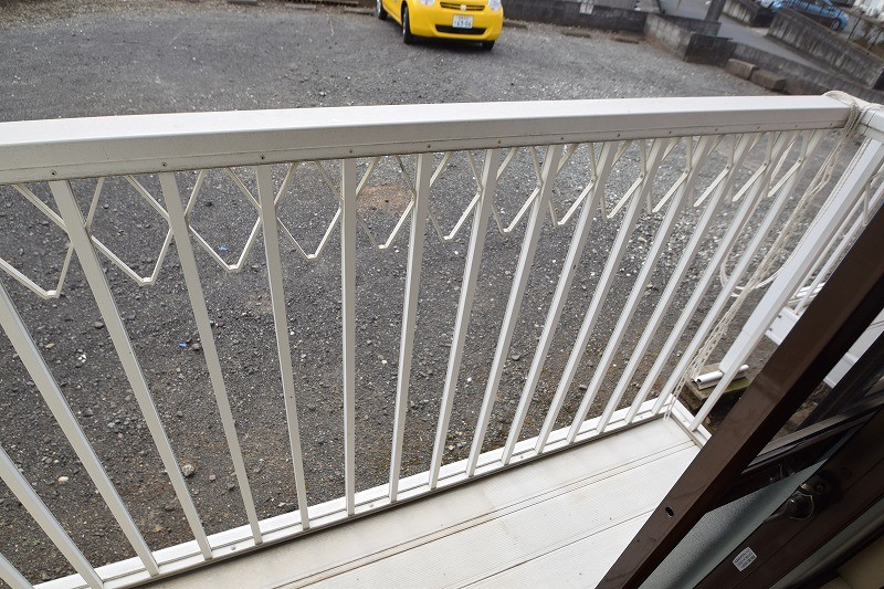 ハイ　ビレッジ   ベランダ