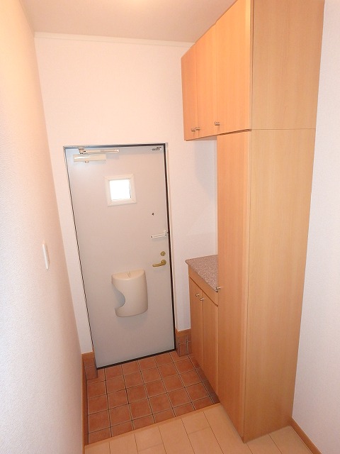 シャンド・カメリア 玄関