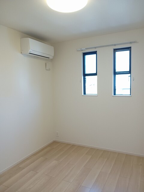 Ｃａｌｍ　Ｃｏｕｒｔ その他1