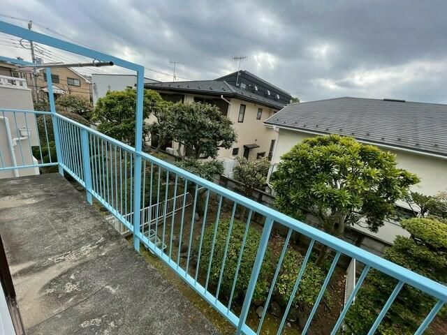 鵠沼ハウス ベランダ