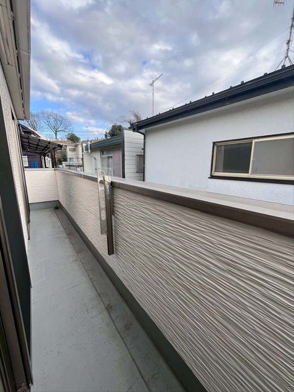 藤沢戸建て ベランダ