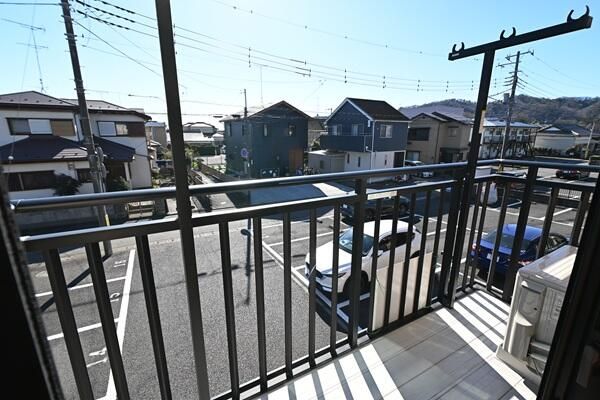 ロイヤル・ナカムラⅡ ベランダ