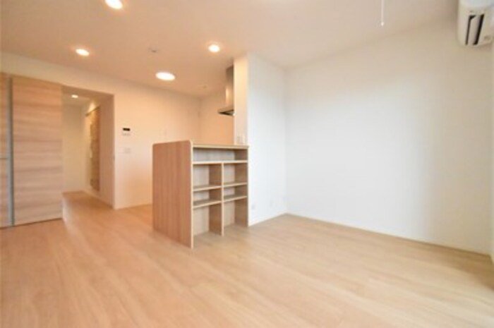 アジュール リビング