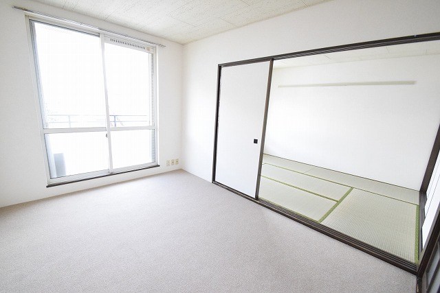 ヴィラ板戸Ａ棟 リビング