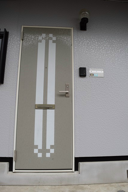 ミキハウス6 玄関