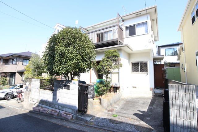 港南台貸家 外観