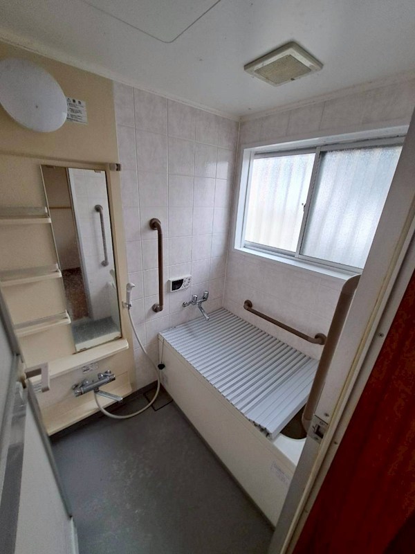 港南台貸家 風呂画像