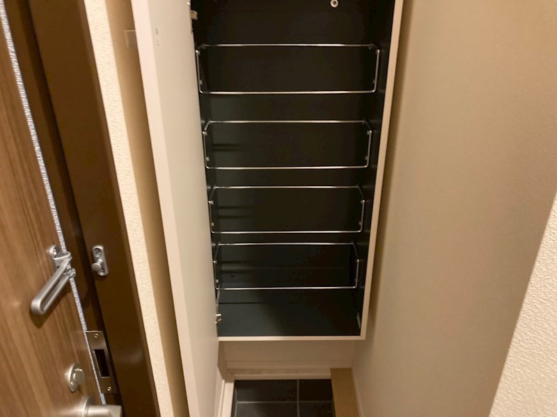 クレールナカダ 玄関