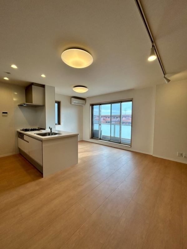 メゾンしずか リビング