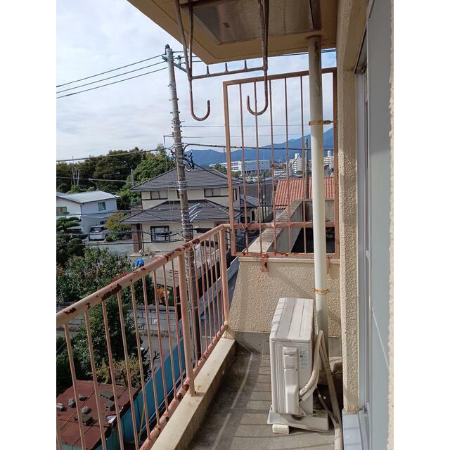 石田ハイツ ベランダ