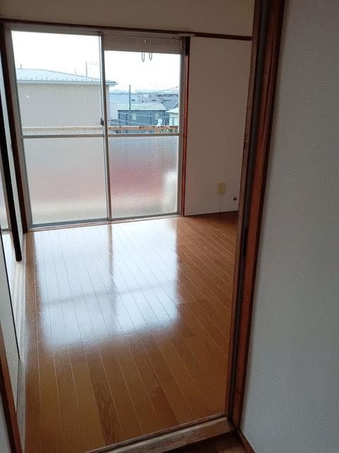 石田ハイツ ベッドルーム