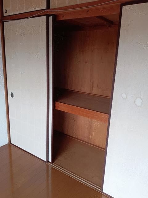 石田ハイツ 収納
