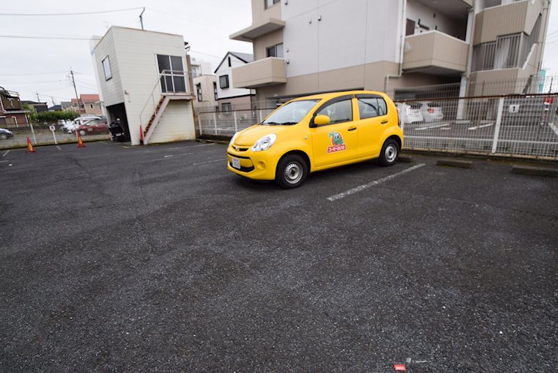 アイビー・ハウス 駐車場