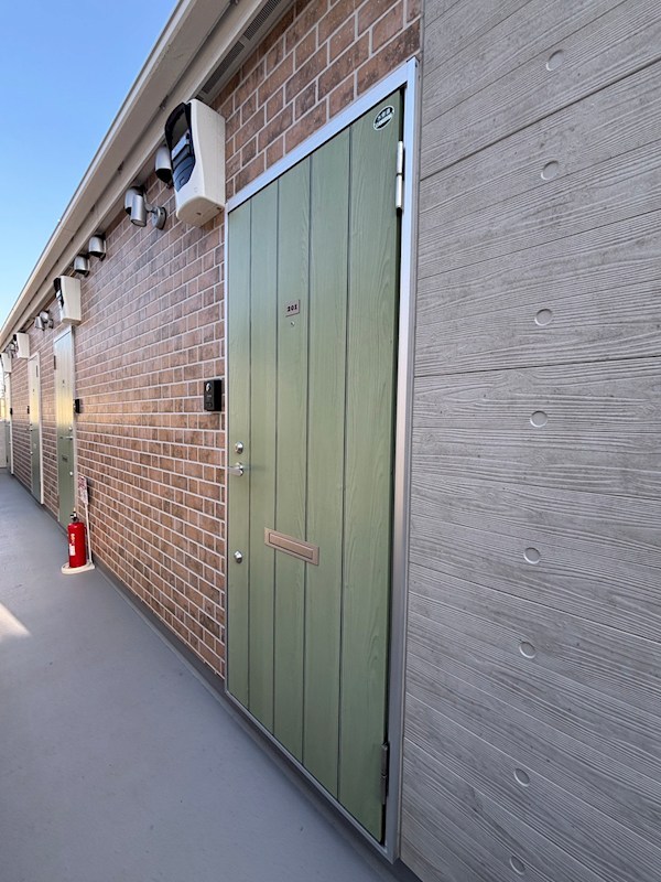 メゾンマグノリア 玄関