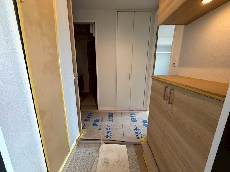 ヒルサイド善行Ⅰ 玄関