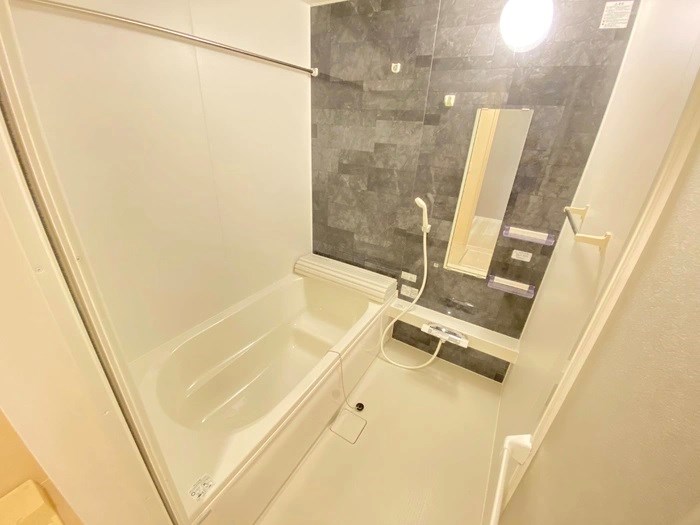 ウェルデンス戸塚　A 風呂画像