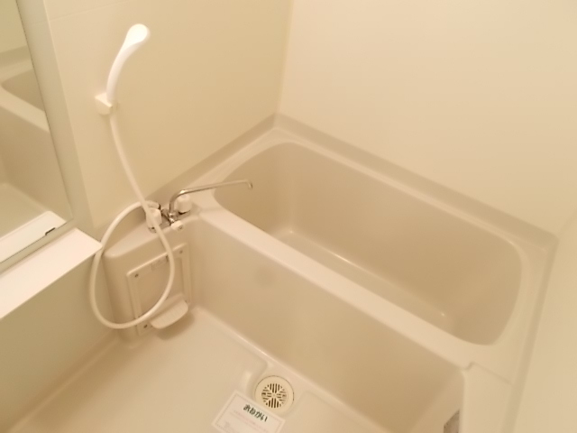 シェーネスベルク 風呂画像