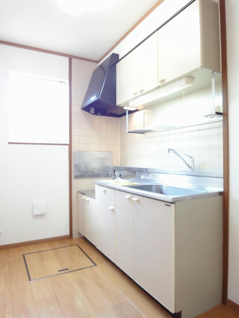 ファインスタ－ハイムＢ キッチン