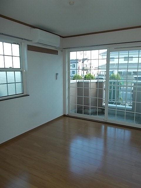 グローブアベニュー リビング