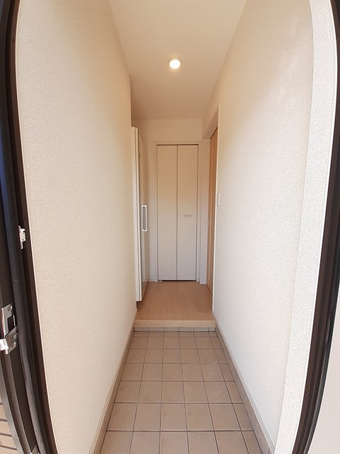 カルムブリーズ 玄関