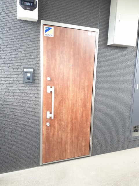 セレーノＡ 玄関