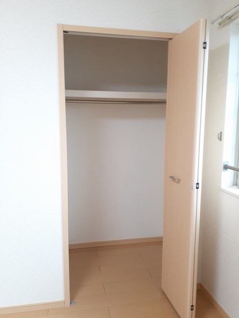 サニー・ブルック その他1