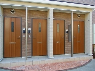 ベル・フラン 玄関