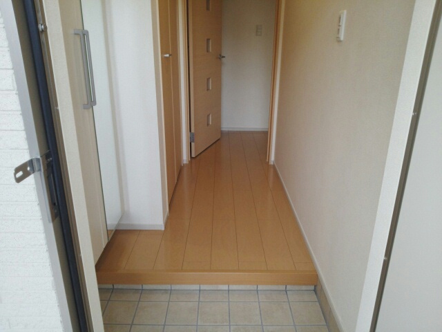 ミニョンハウス 玄関