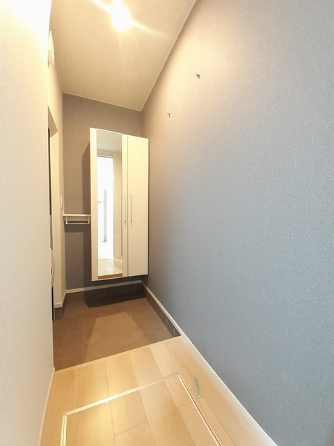 モアナ　サーフ 玄関