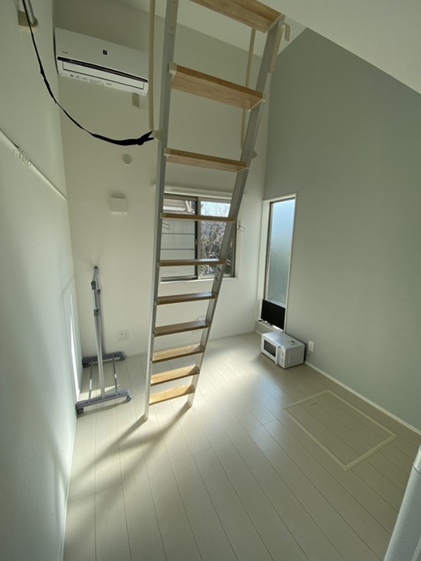 プライムテラス東海大学前　Ⅲ リビング