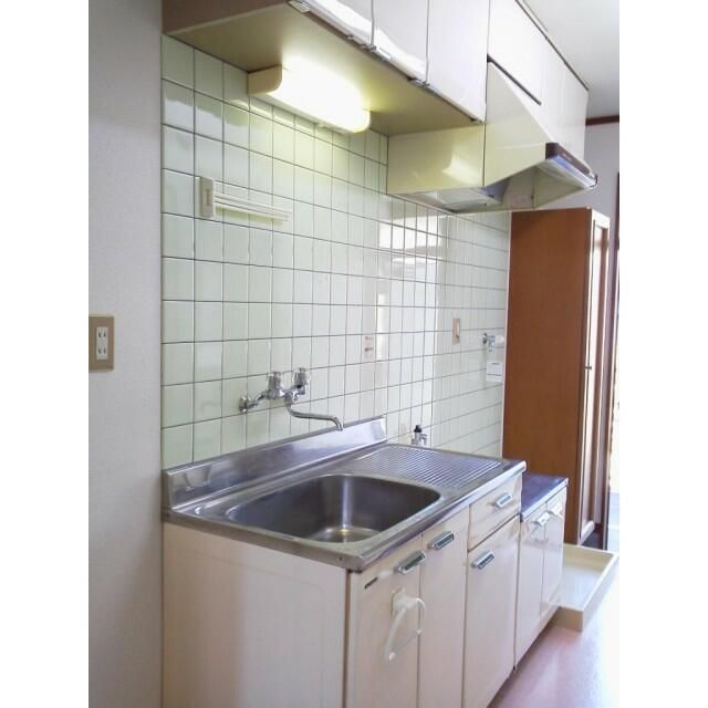 メゾン鎌倉 キッチン