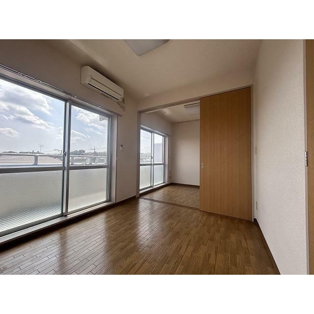 ブロメリア リビング