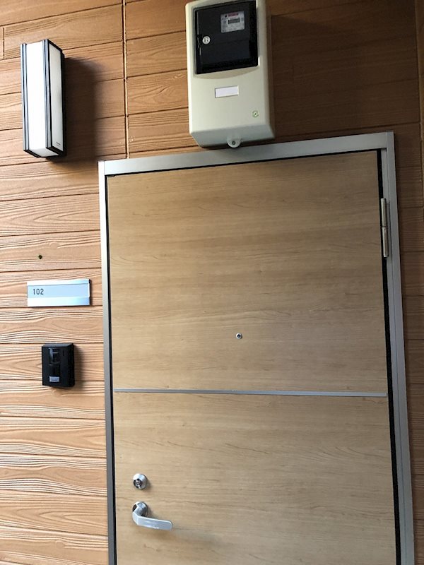 カーサフェリーチェ 玄関