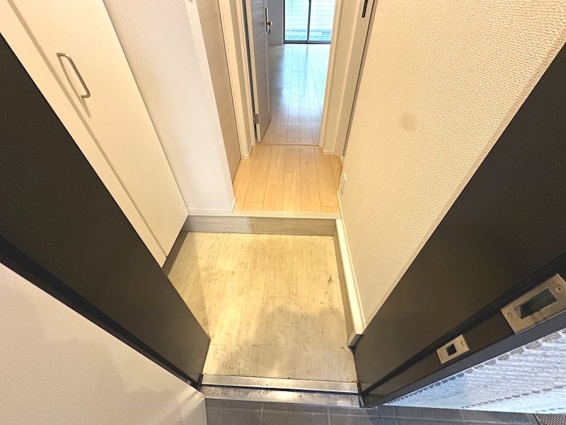 Raffinato湘南（ラフィネートショウナン） 玄関