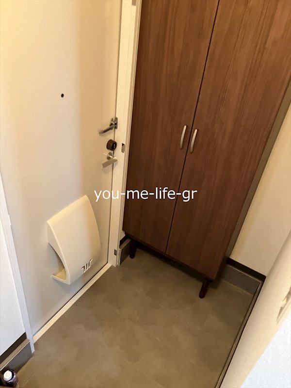 フレグランス御殿 玄関