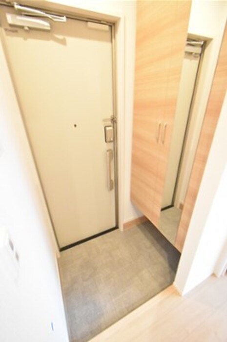 アジュール 玄関