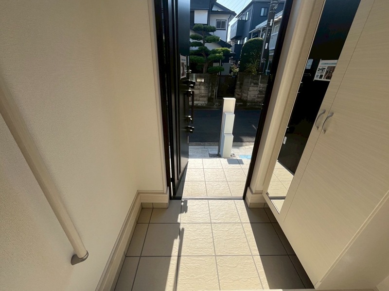 Ｓｕｍａｉ－ｔｏ茅ヶ崎市香川０２ 玄関