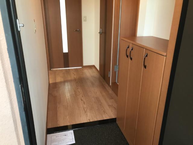 コンテント 玄関