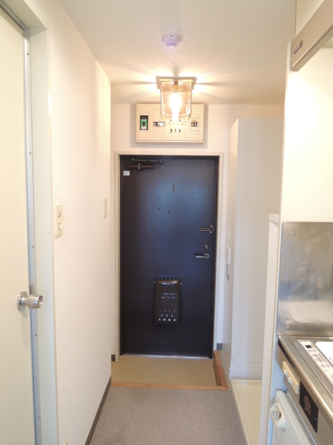 日神パレス戸塚 玄関