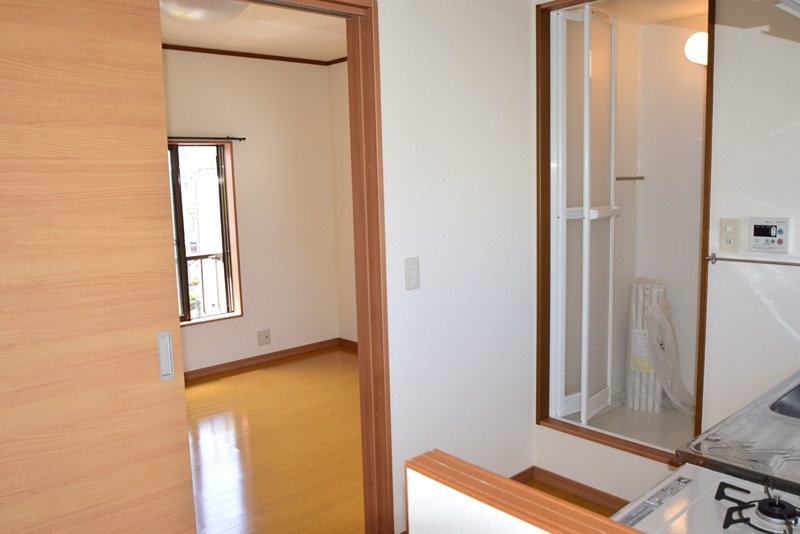 しんさがみ荘 リビング