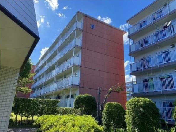 東高森団地20号棟 501号室 外観