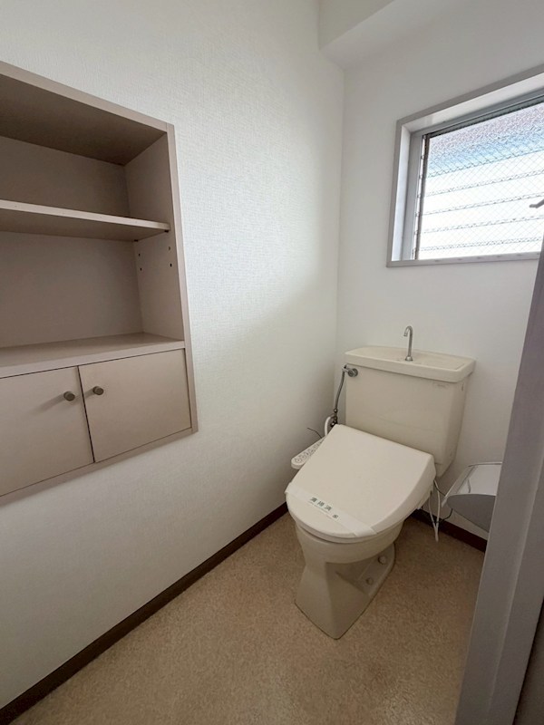 にいやビル その他1